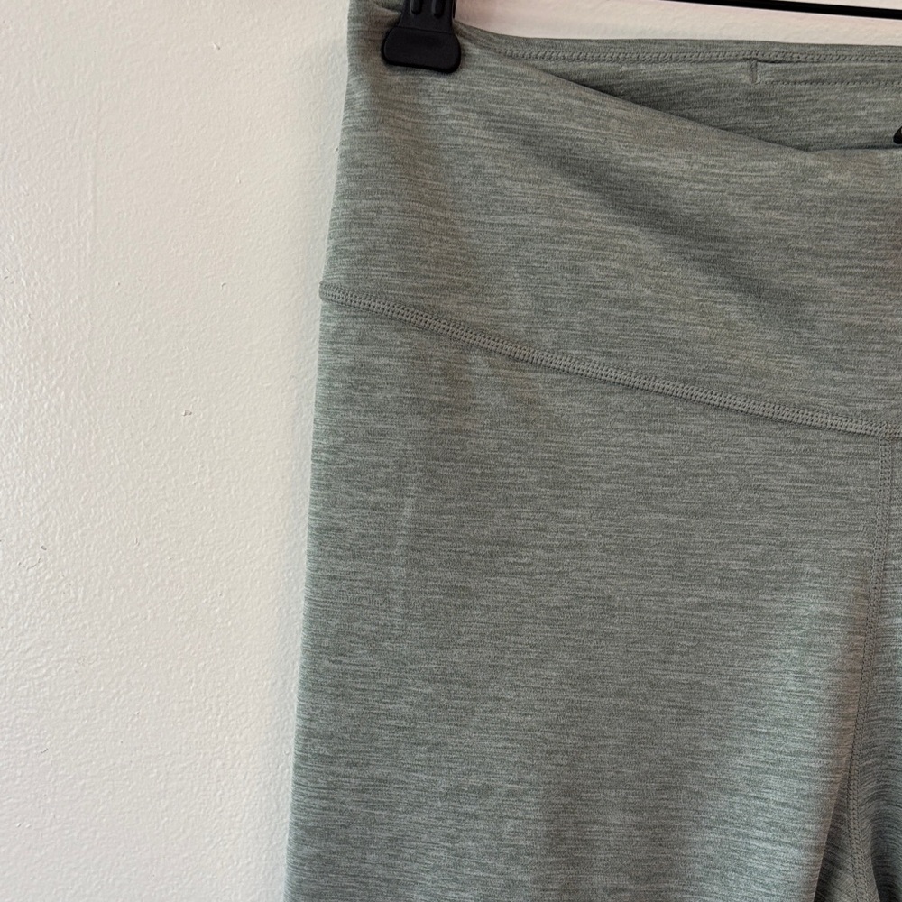 Nike women’s sz L Heather sage green Leggings - Picture 3 of 9